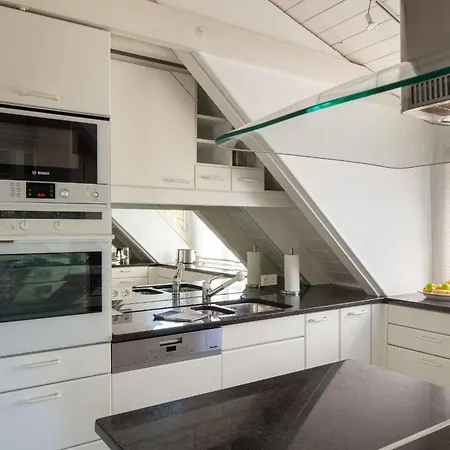 Appartement Blaupause Mit Seezugang Und Wiese Zum Entspannen Île de Reichenau
